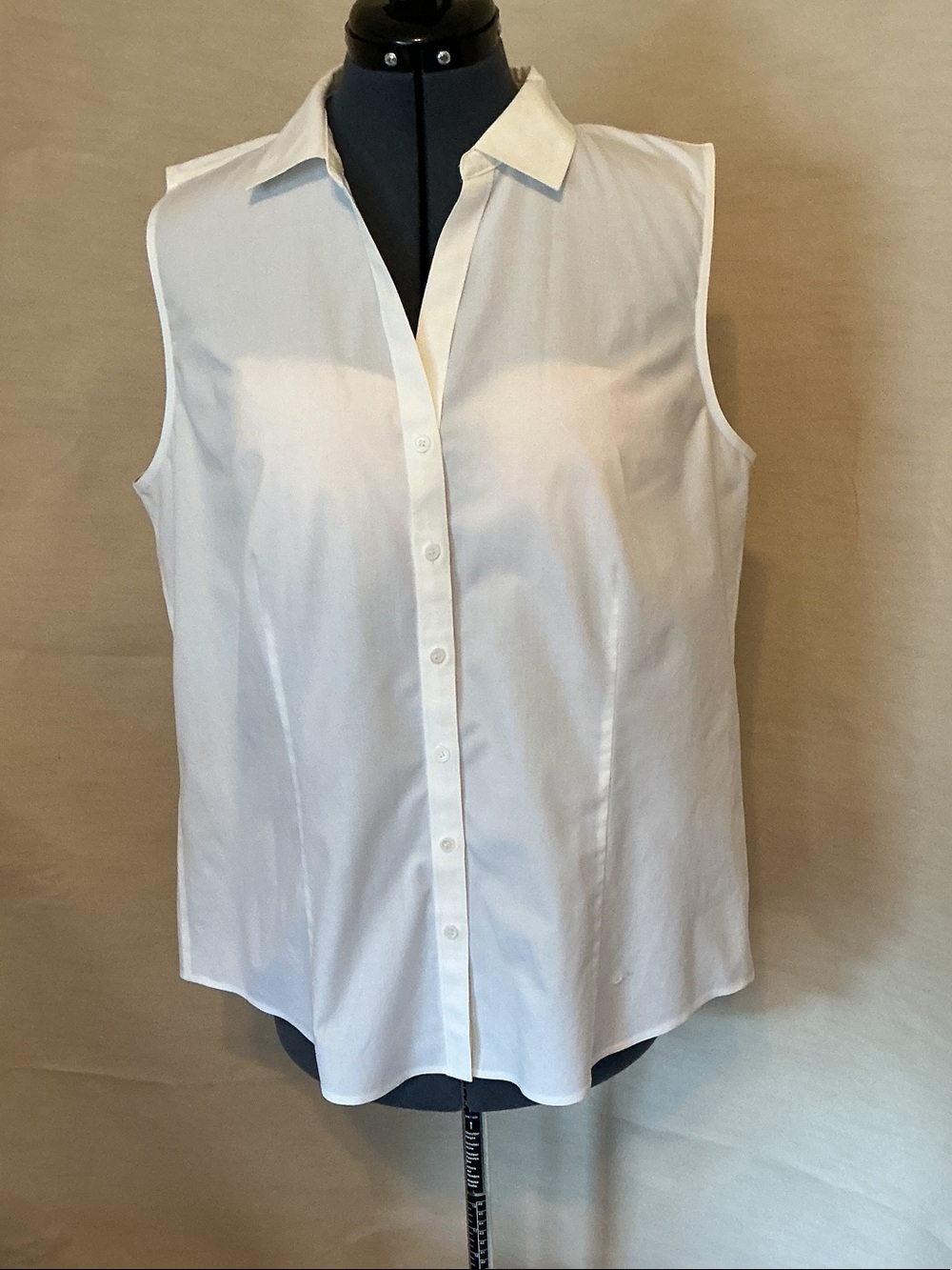Talbots White Sleeveless Button-Down Shirt